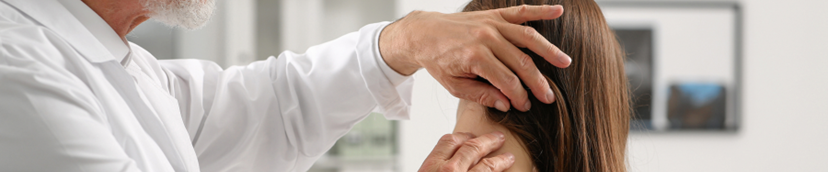 Banner de especialistas en cabeza y cuello - versión escritorio