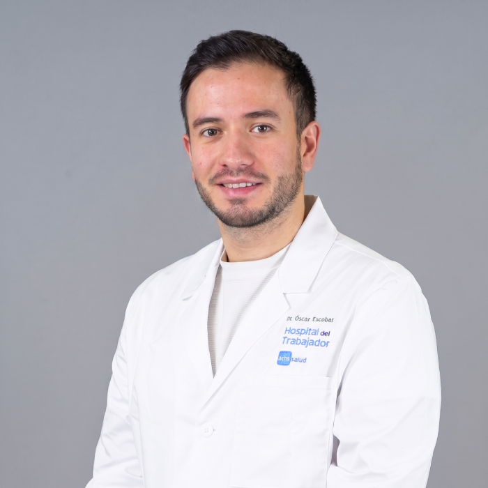 Dr. Oscar Edmundo Escobar Bravo